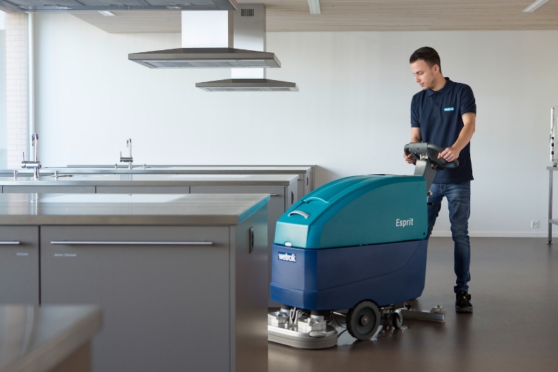 LOCON: Fra mopper til maskiner
